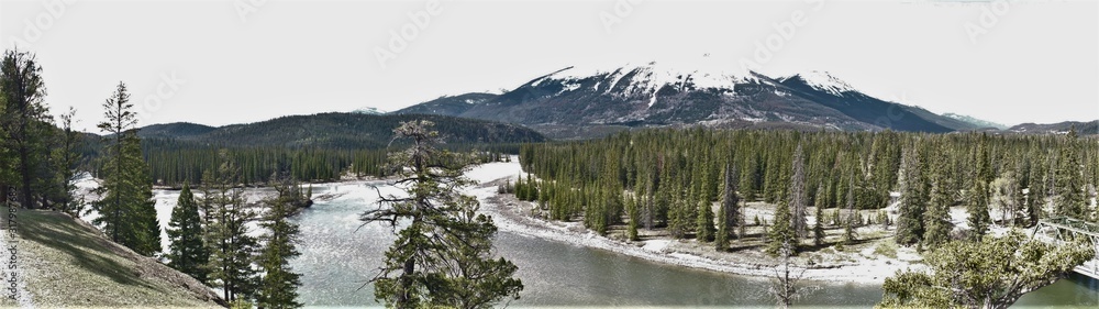 River and mountains in Jasper, Canada