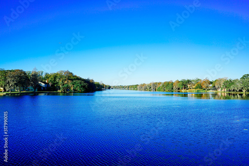 Fototapeta Naklejka Na Ścianę i Meble -  Landscape of Hillsborough river at Tampa, Florida 