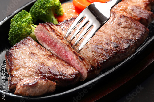 Photos サーロインステーキ