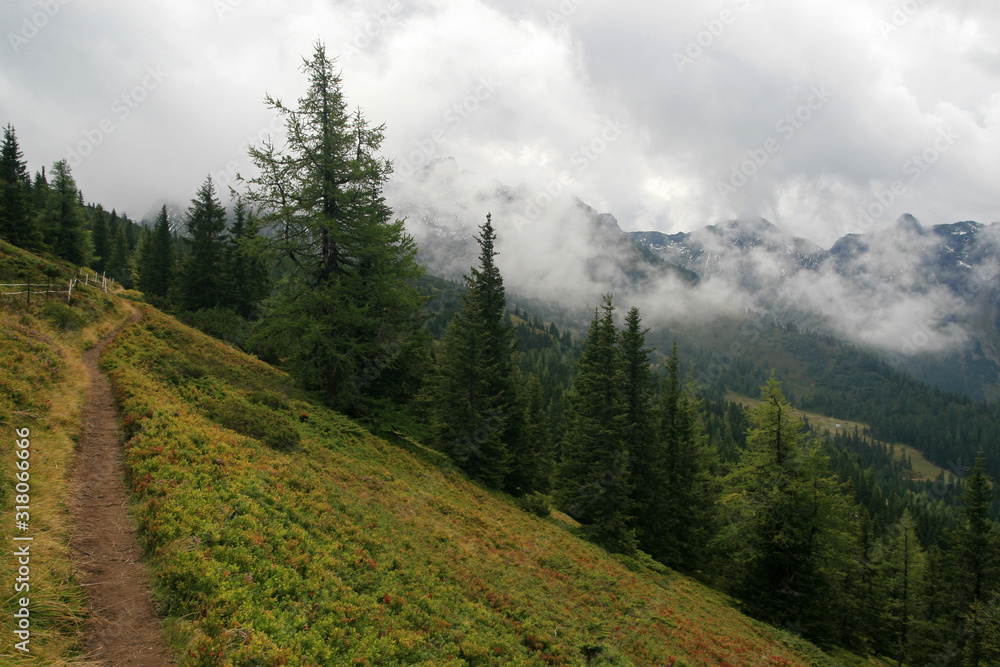 Hauser Kaibling (2015 m), Tauern Mountains, Austria Hauser Kaibling (2015 m), Tauern Mountains, Austria