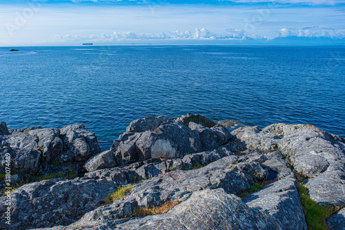 sea and rocks photo