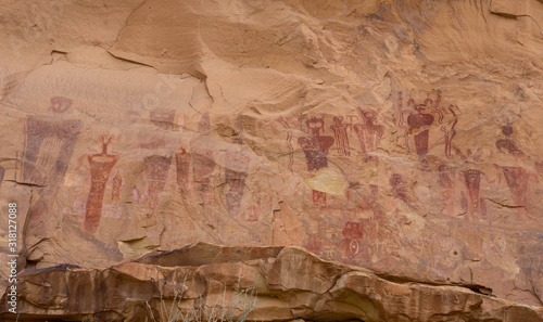 Принти на полотні ancient mysterious native American rock art pictograph historical site