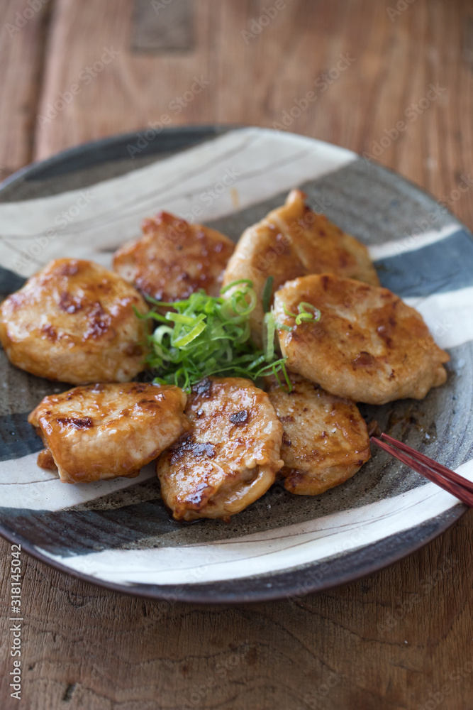 肉巻きレンコンの照り焼き