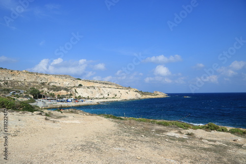Landschaft am Meer Malta © Laura