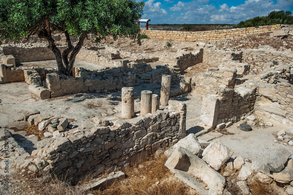 Kourion was built in the 12th century BC by the Mycenaeans who participated in the Trojan War. Then it consistently belonged to the Greeks, Romans and Byzantines.      