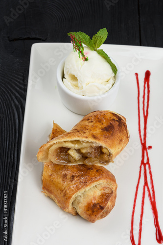 Apple strudel with vanilla ...