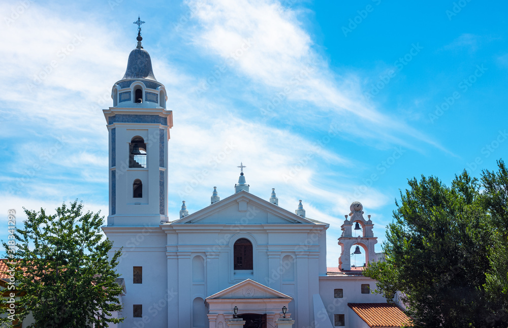 Argentina, classical architecture and tradition Argentina, classical architecture and tradition
