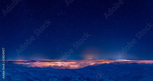 Fototapeta Naklejka Na Ścianę i Meble -  Night landscape on Babia Góra, winter