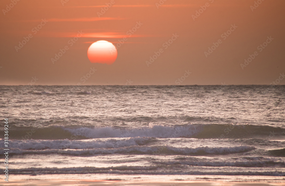 coucher de soleil sur la Manche à Escalles