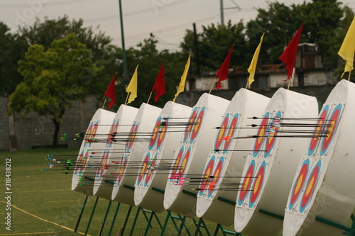 Obraz na płótnie set dianas archery competition arrow sports outdoor w salonie