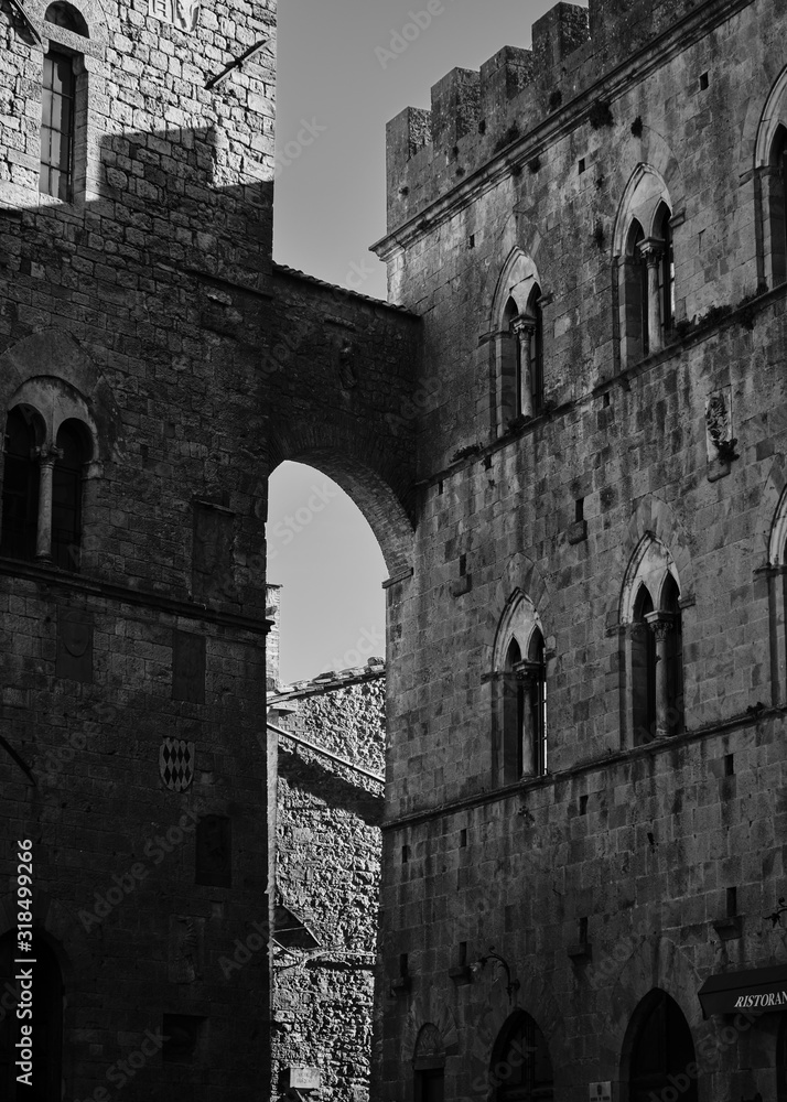 Foto scattata nel centro storico di Volterra.