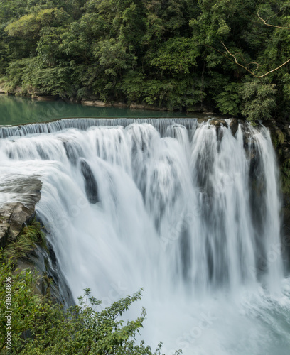 Fototapeta Naklejka Na Ścianę i Meble -  Taiwan Taipei Shifen Waterfall Landscape Photography