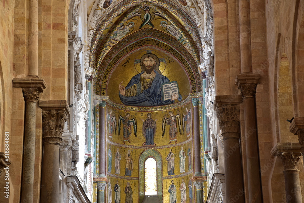 Il duomo di Cefalù, nome con cui è nota la Basilica Cattedrale della Trasfigurazione, è una basilica minore che si trova a Cefalù, nella città metropolitana di Palermo, Sicilia