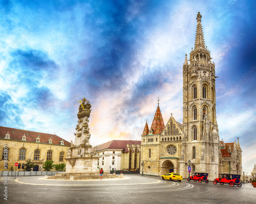 Fototapeta premium Amazing Matthias Church in Budapest, Hungary.