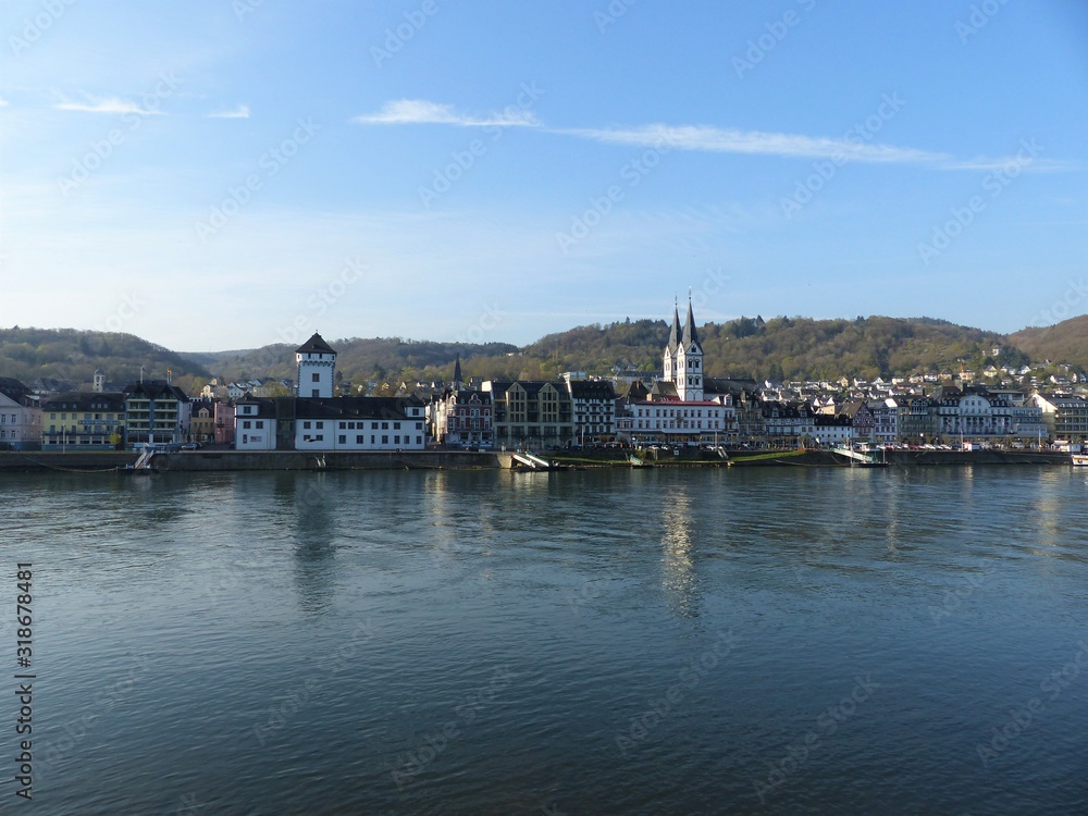 Blick über den Rhein nach Boppard