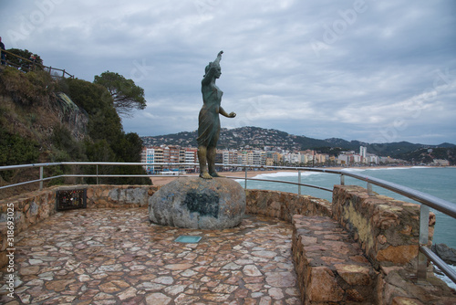 Dona Marinera - Lloret de Mar - Costa Brava - Cataslunya photo