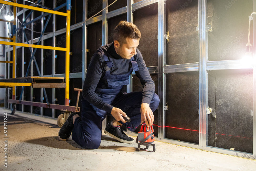 Carpenter laser level outlet