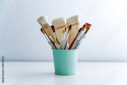 The paintbrush is placed in the barrel.Oil painting brush