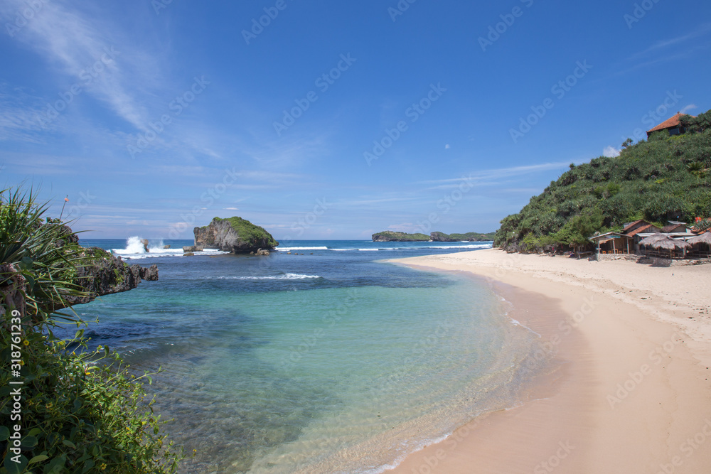 Fototapeta premium Scenic view of amazing tropical beach. Nature composition and vibrant colors.