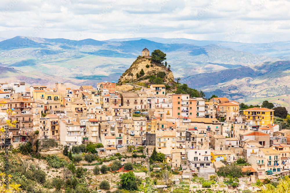 Italy, Sicily, Enna Province, Centuripe.  The ancient town of Centuripe in eastern Sicily. The town is pre-Roman, dating back to the 5th century BC.
