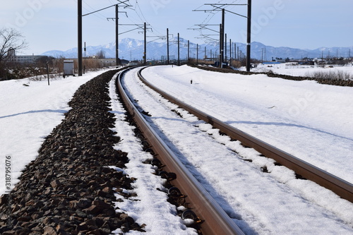 雪国の鉄道線路