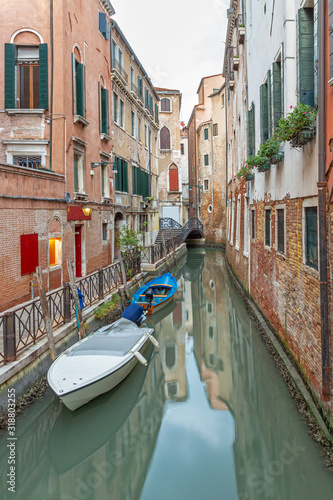 Seitenkanal in Venedig