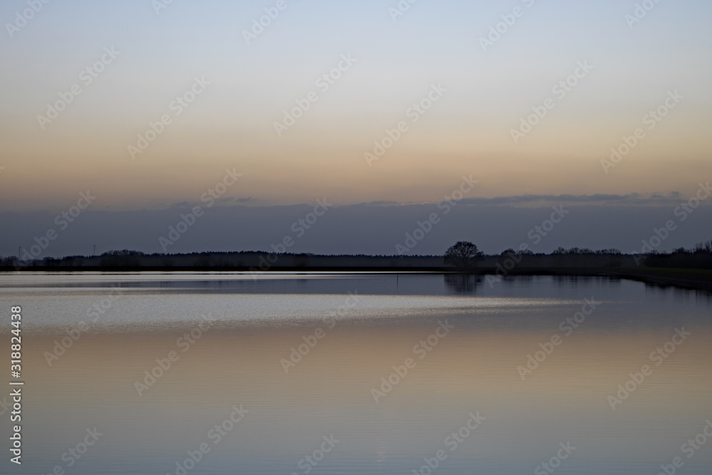 Fototapeta premium Wasserrückhaltebecken