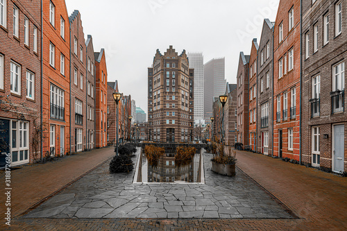 Billede på lærred View of the Dutch architecture in a quiet and calm resident area of The Hague, N
