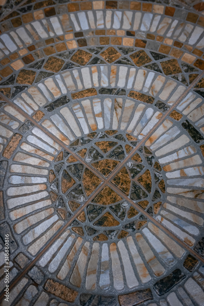 Obraz premium Wall of floor decorated with the mosaic panels