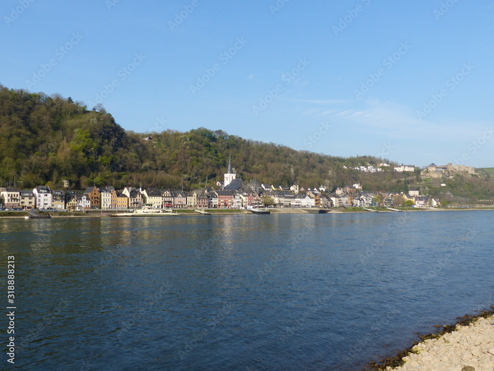 Blick über den Rhein nach Sankt Goar