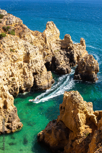 sea and rocks