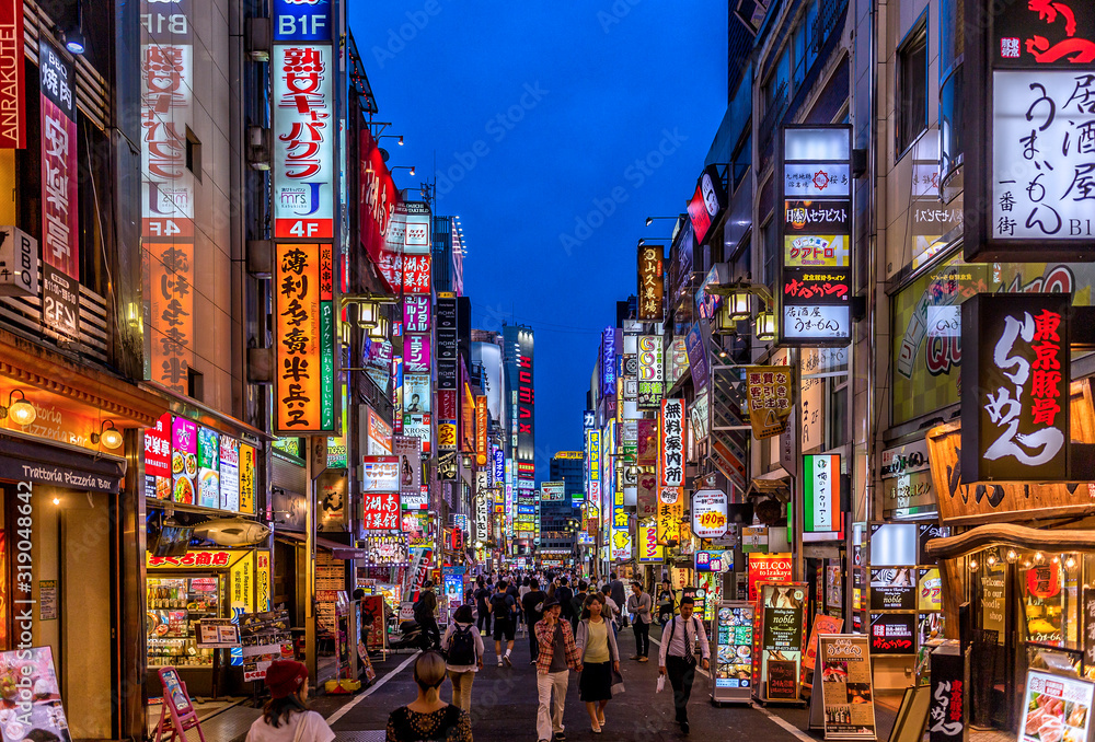 MAY 12 2017 Tokyo Japan The Night View Of Kabuki The Famous MAY 12 2017 Tokyo Japan The Night View Of Kabuki The Famous