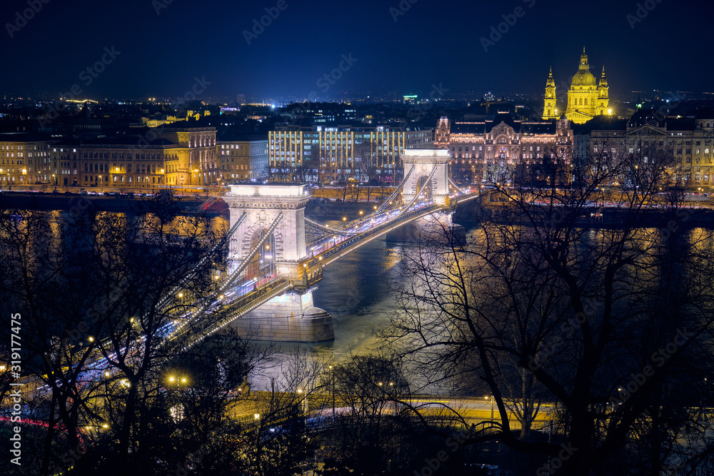 The Szechenyi Chain Bridge in Budapest at night.