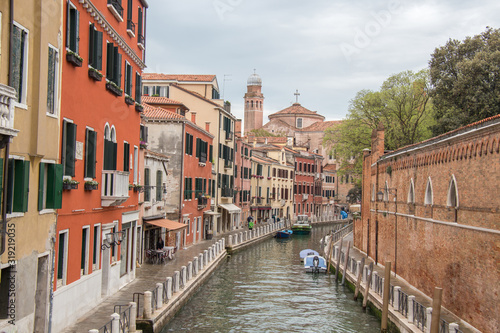 Beautiful water canal in Venice, Italy © Anton Buymov