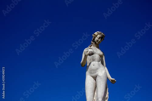 Estatua Mujer