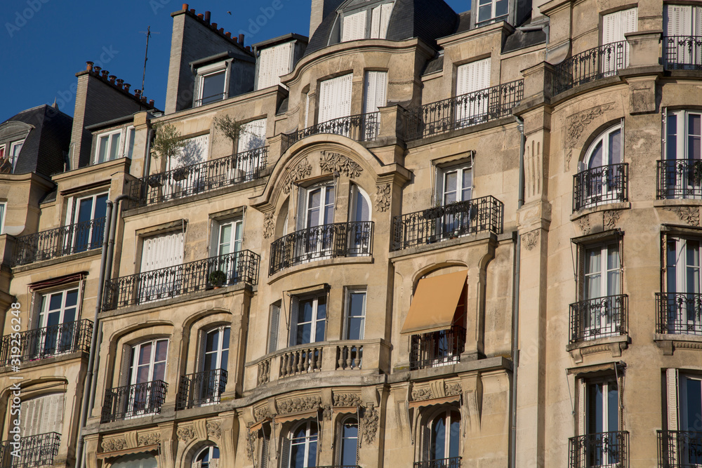 Building Facde in Paris