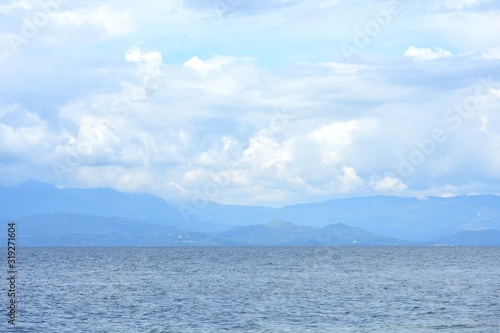 An Ocean Water Horizon And Sky © dtiberio