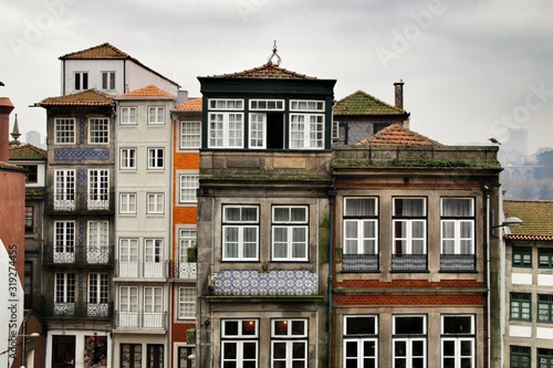 Old colorful tiled facades in Porto city © SoniaBonet