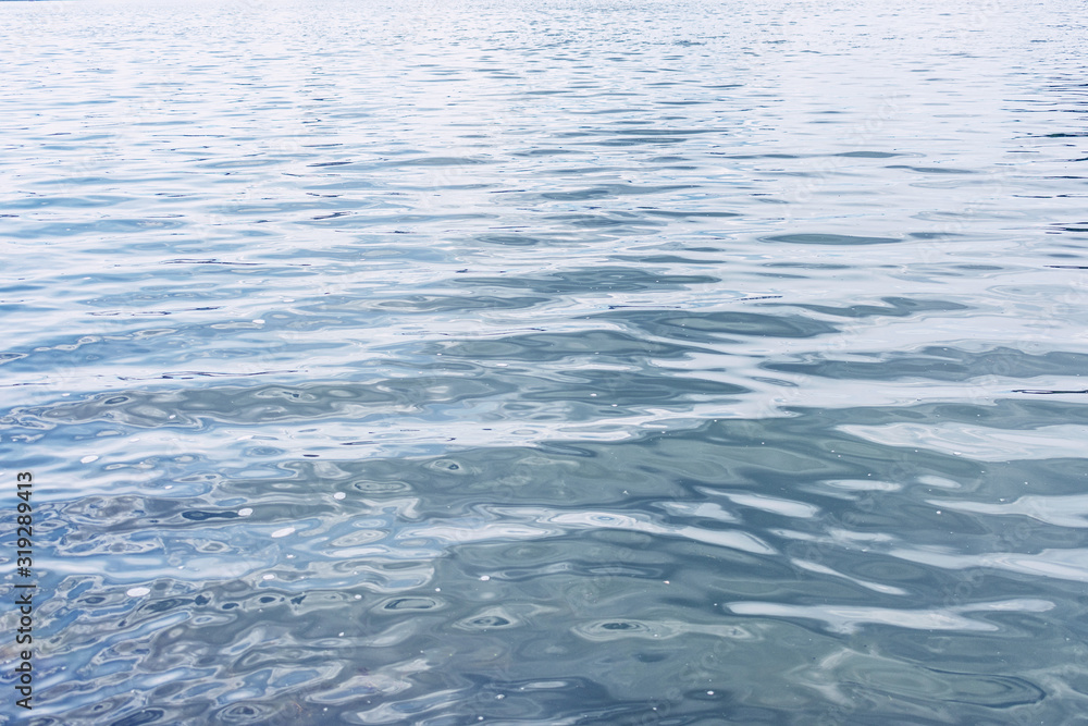 Obraz premium Water, lake, wave, blue background