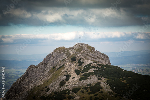 Fototapeta Naklejka Na Ścianę i Meble -  widok na giewont, tatry, góy polskie