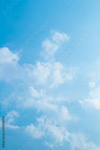 Fototapeta Naklejka Na Ścianę i Meble -  Beautiful bright sky images With clouds floating among Looking and feeling fresh