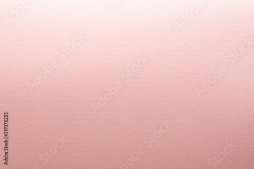 ピンク色の紙