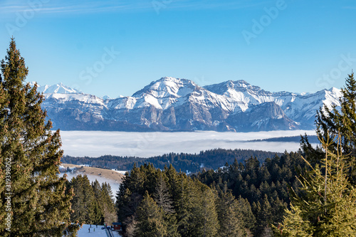 Massif du Mont-Blanc depuis le Revard © Xavier