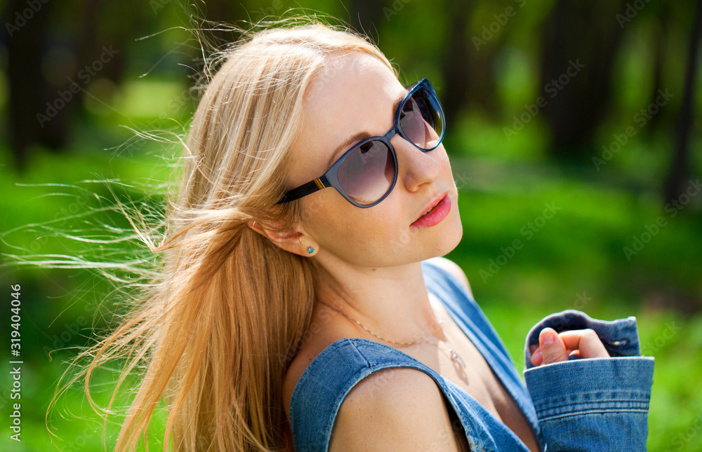 Beautiful blonde woman in sunglasses Beautiful blonde woman in sunglasses