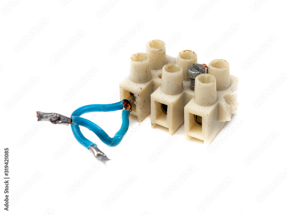 Lüsterklemme mit Kabel isoliert Lüsterklemme mit Kabel isoliert