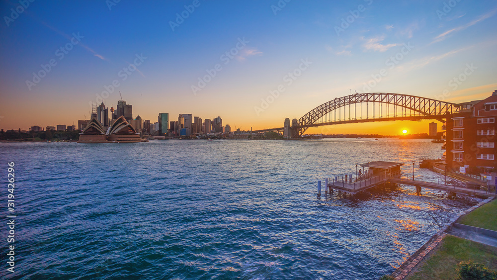 Obraz premium Sunset at Sydney Harbour Bridge