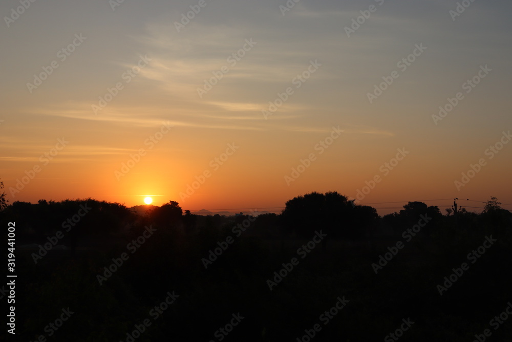 photography of silhouette in sunrise or silhouette background