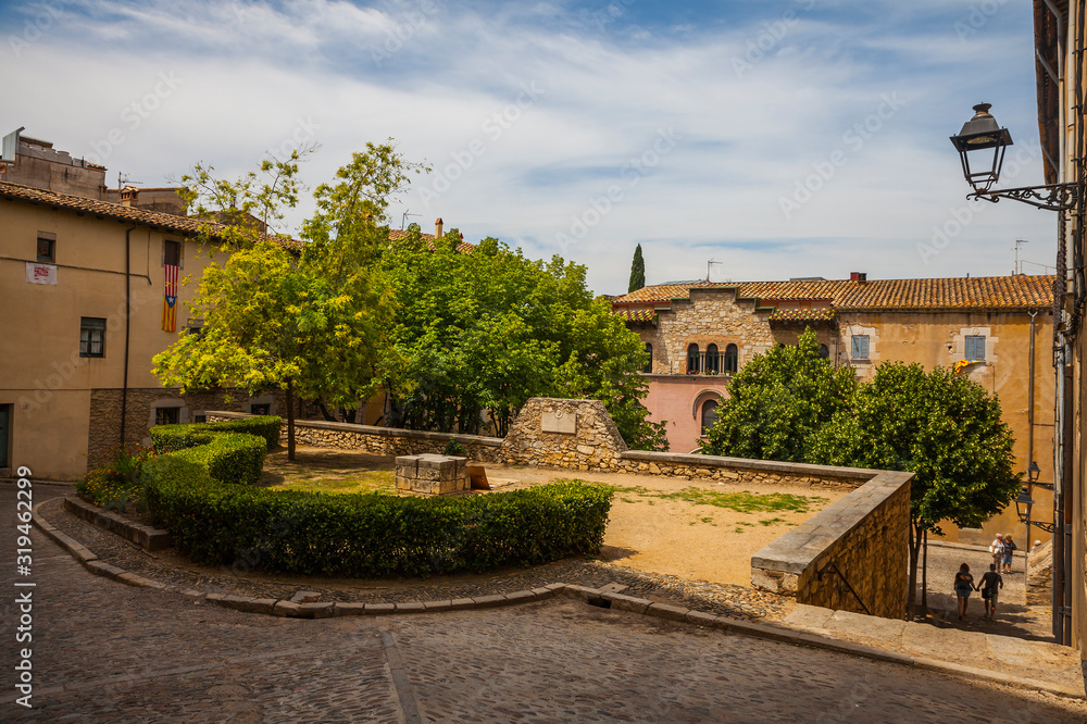 Fototapeta premium Miasto Girona w Katalonii w Hiszpanii