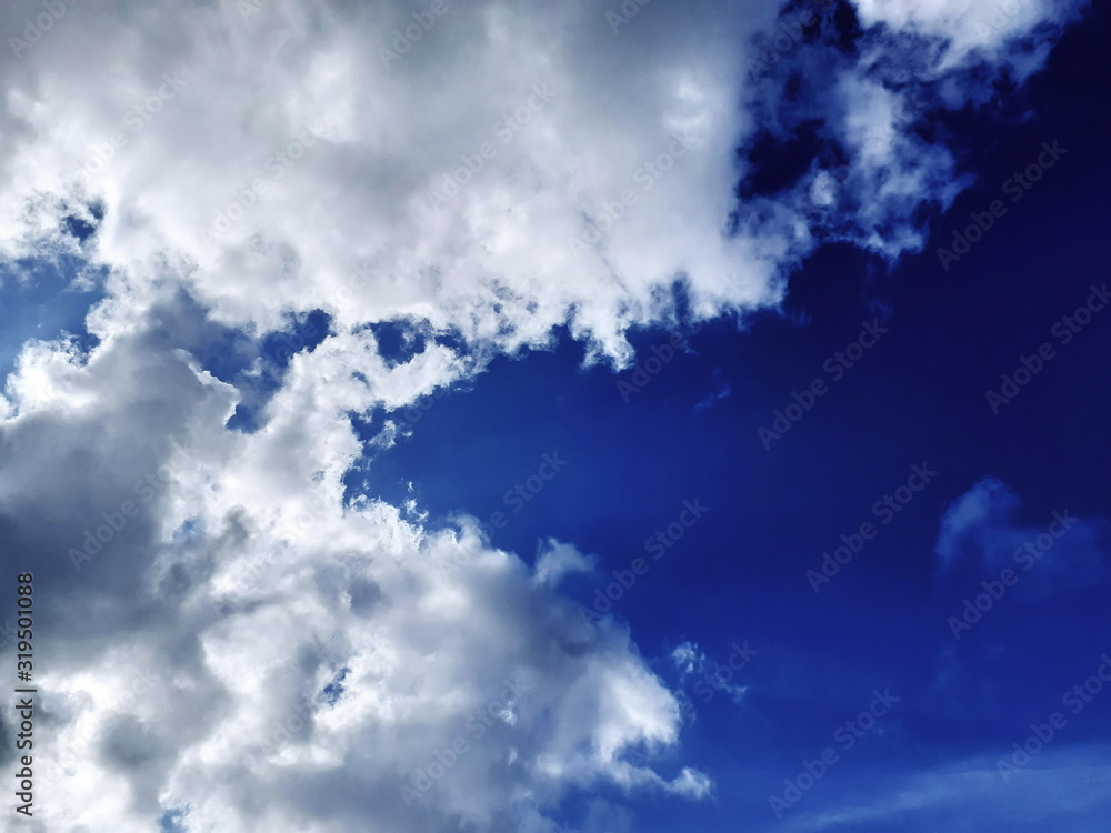 Obraz premium Beautiful clouds in the blue sky, azure stratosphere and spindrift, for background and texture.