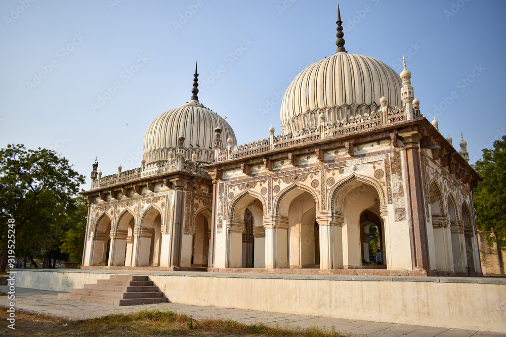 Fototapeta premium Sultan Quli Qutb Mulk's tomb was built in 1543. Seven Tombs